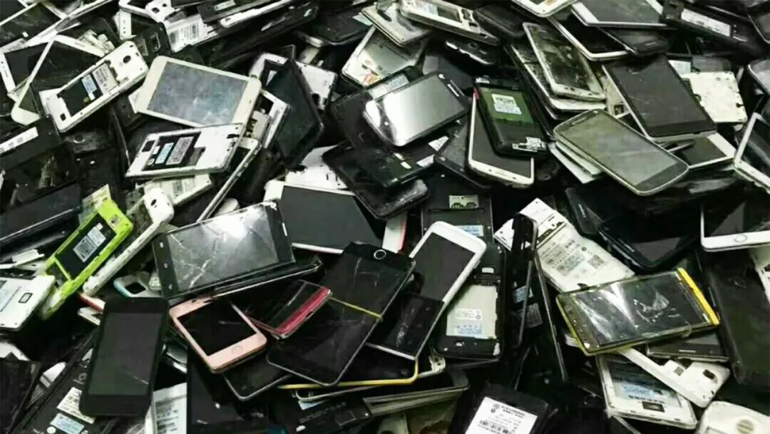 鋁創新紀元 – 也許，我們曾以另一種方式握過手3.jpg